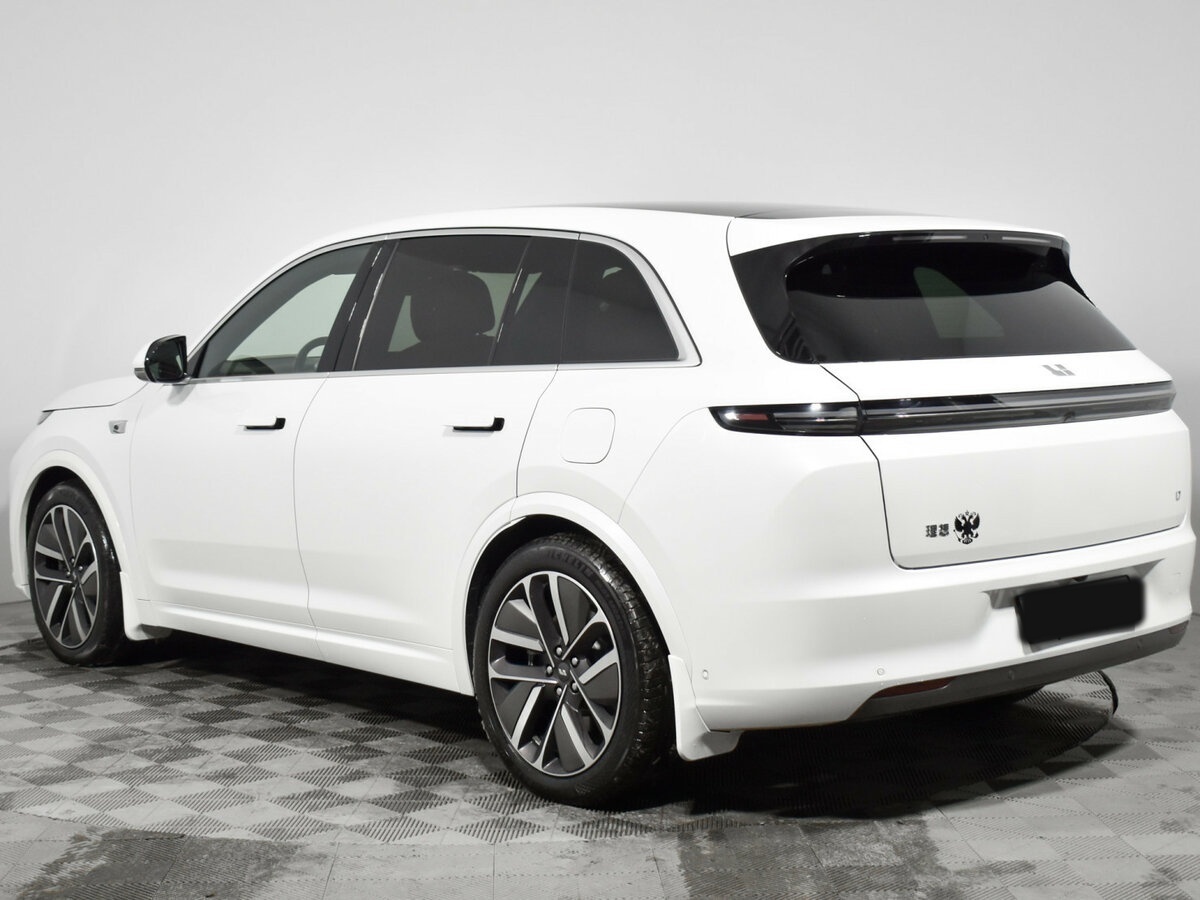 Li Auto (Lixiang) L7