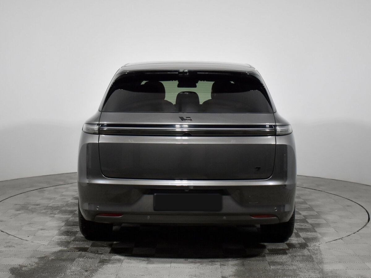 Li Auto (Lixiang) L7