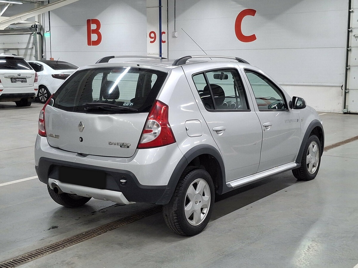 Renault Sandero 2013