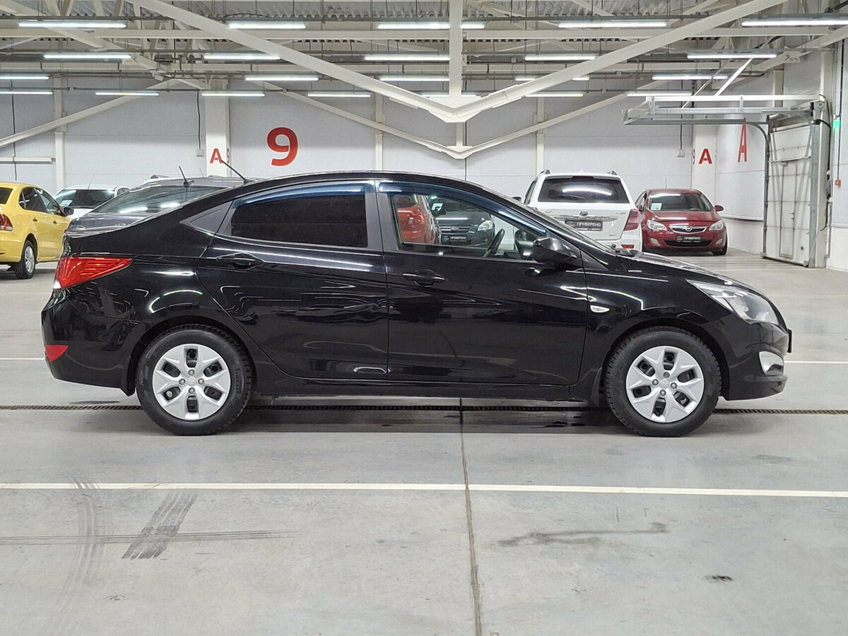 Hyundai Solaris 2016