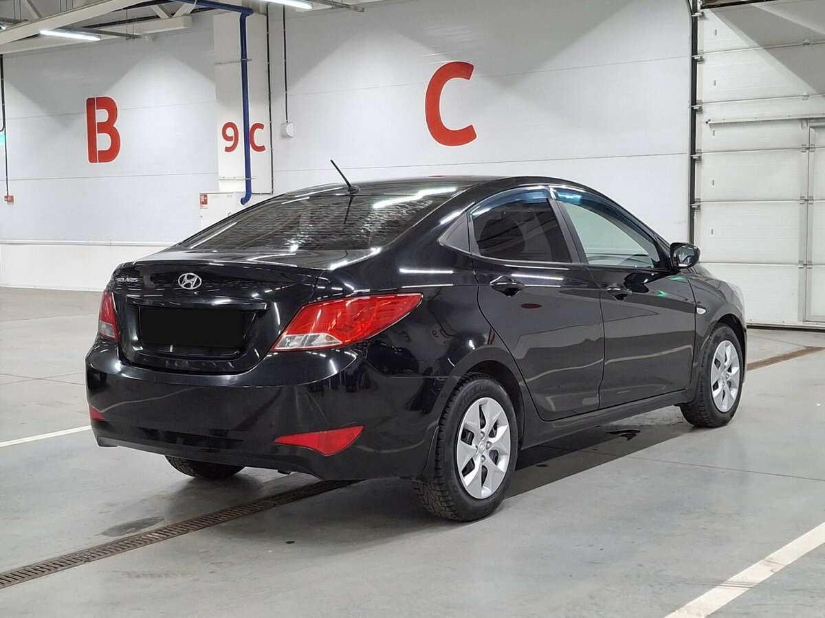 Hyundai Solaris 2016