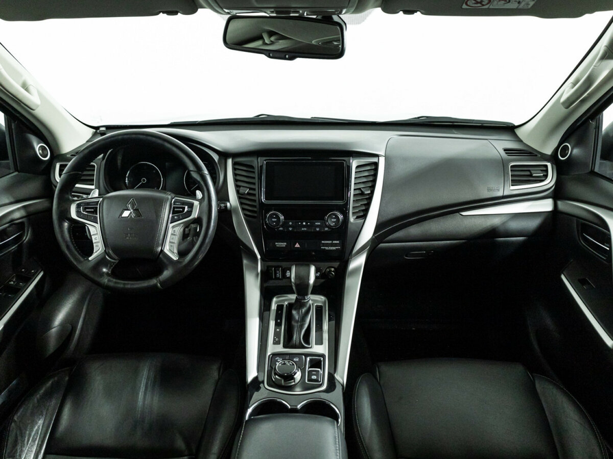 Mitsubishi Pajero Sport 2017