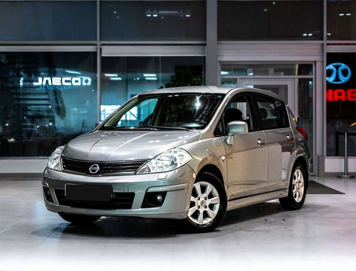 Nissan Tiida 2011