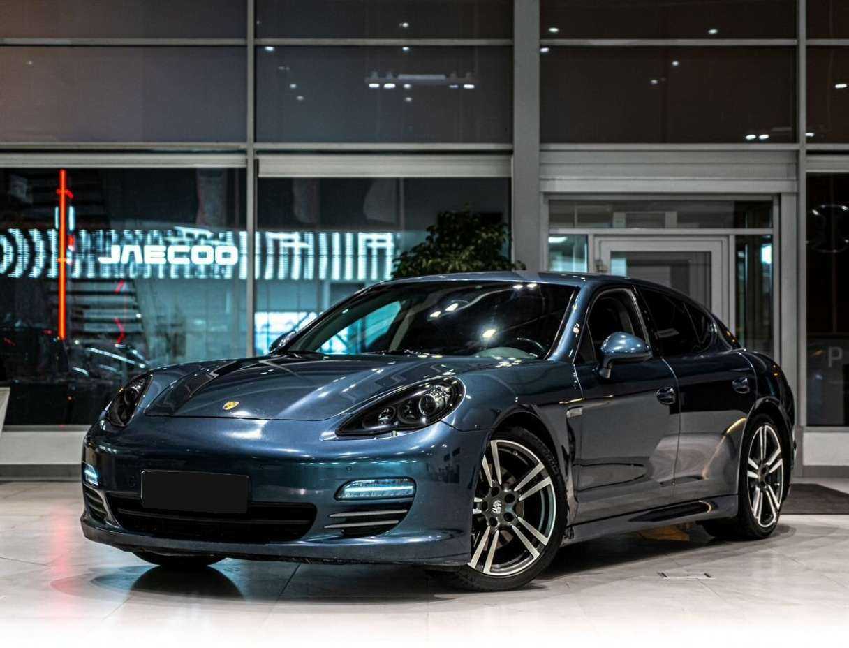 Porsche Panamera 2011