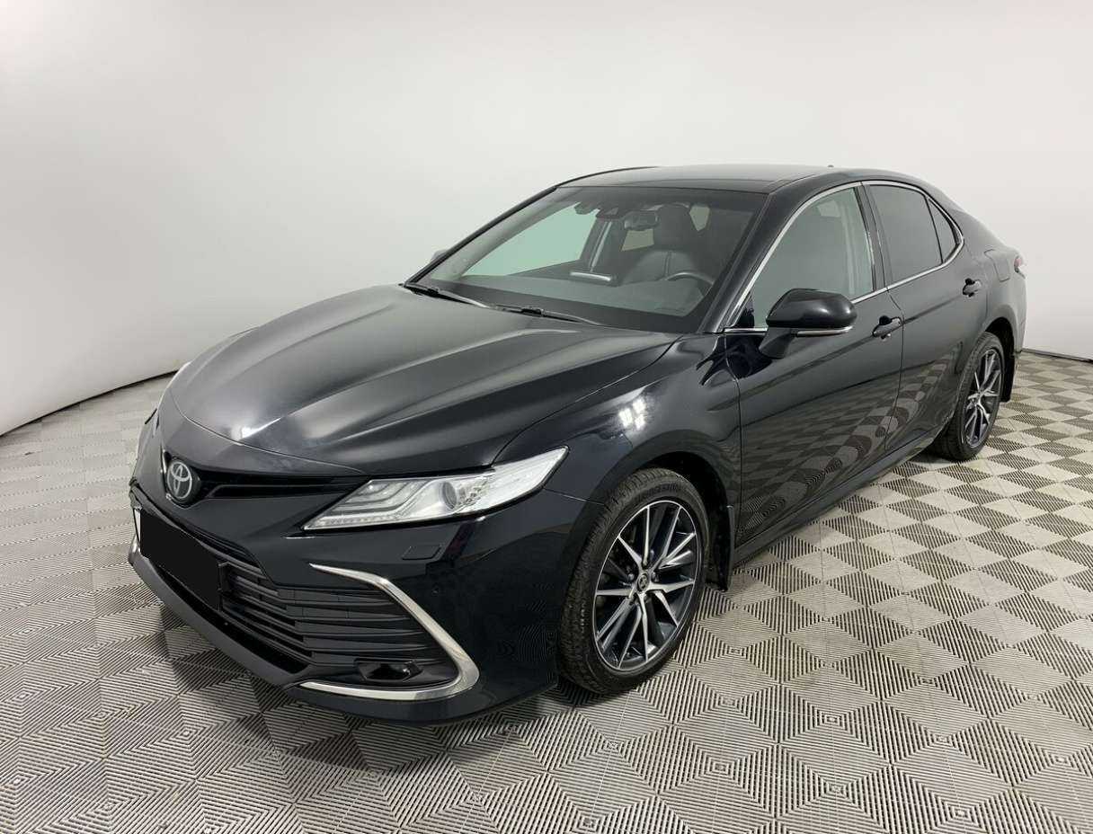 Toyota Camry 2021