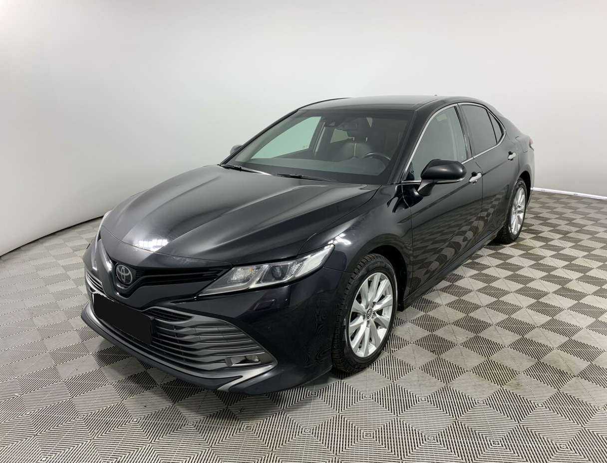Toyota Camry 2019