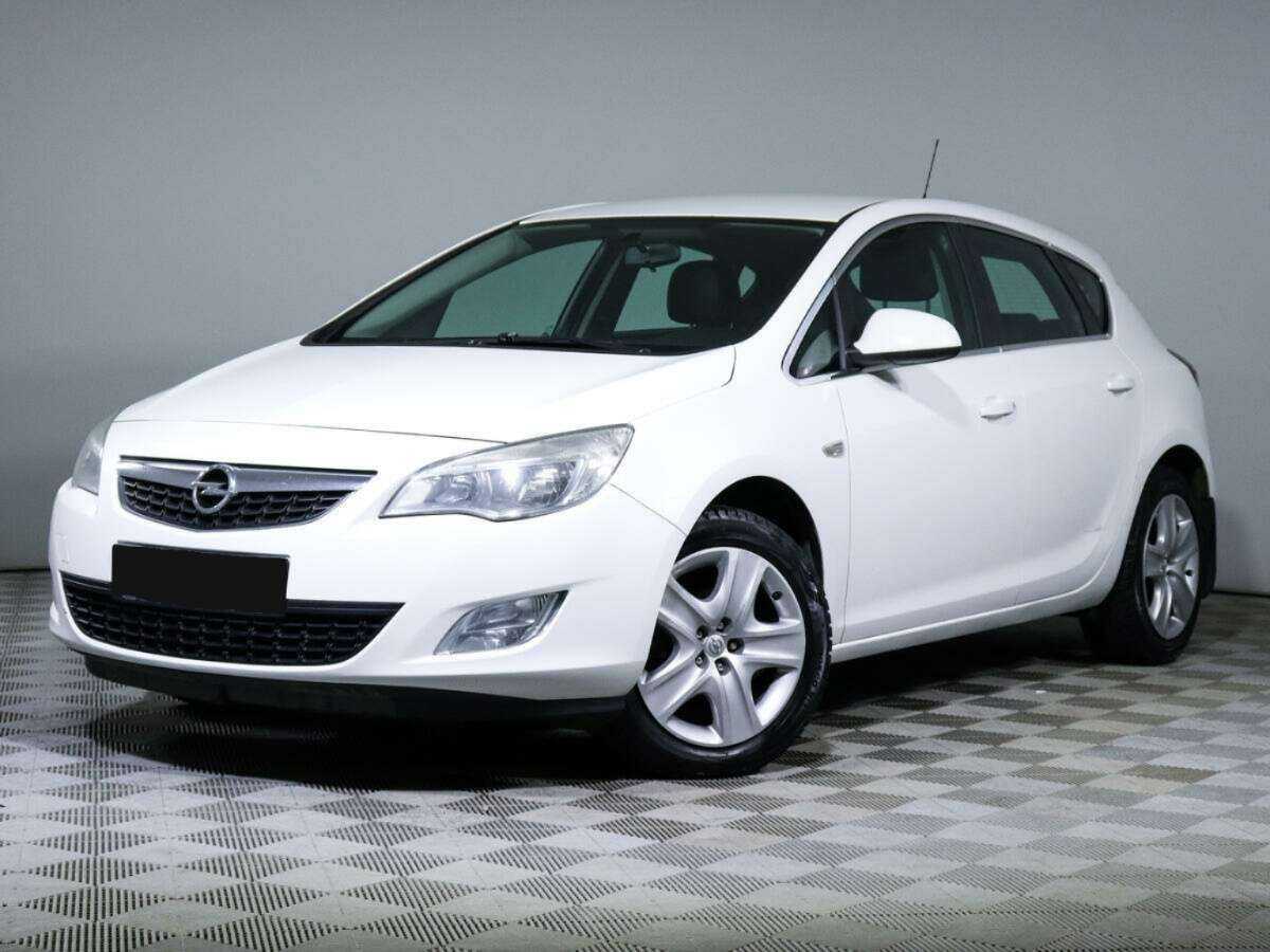 Opel Astra 2012