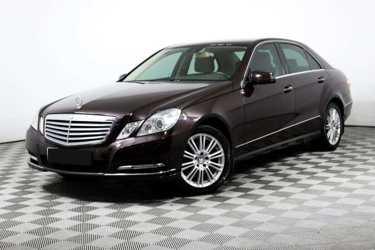Mercedes-Benz E-Класс 2012