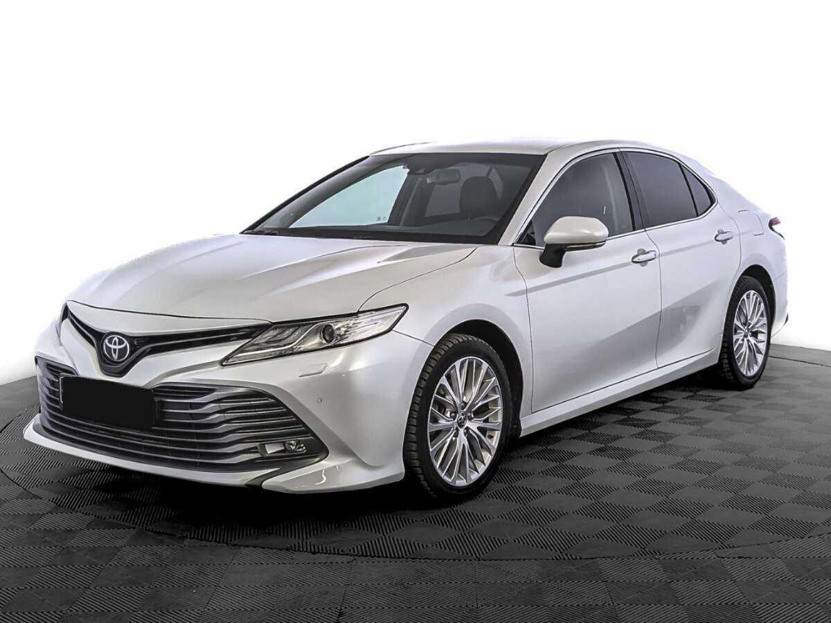 Toyota Camry 2019