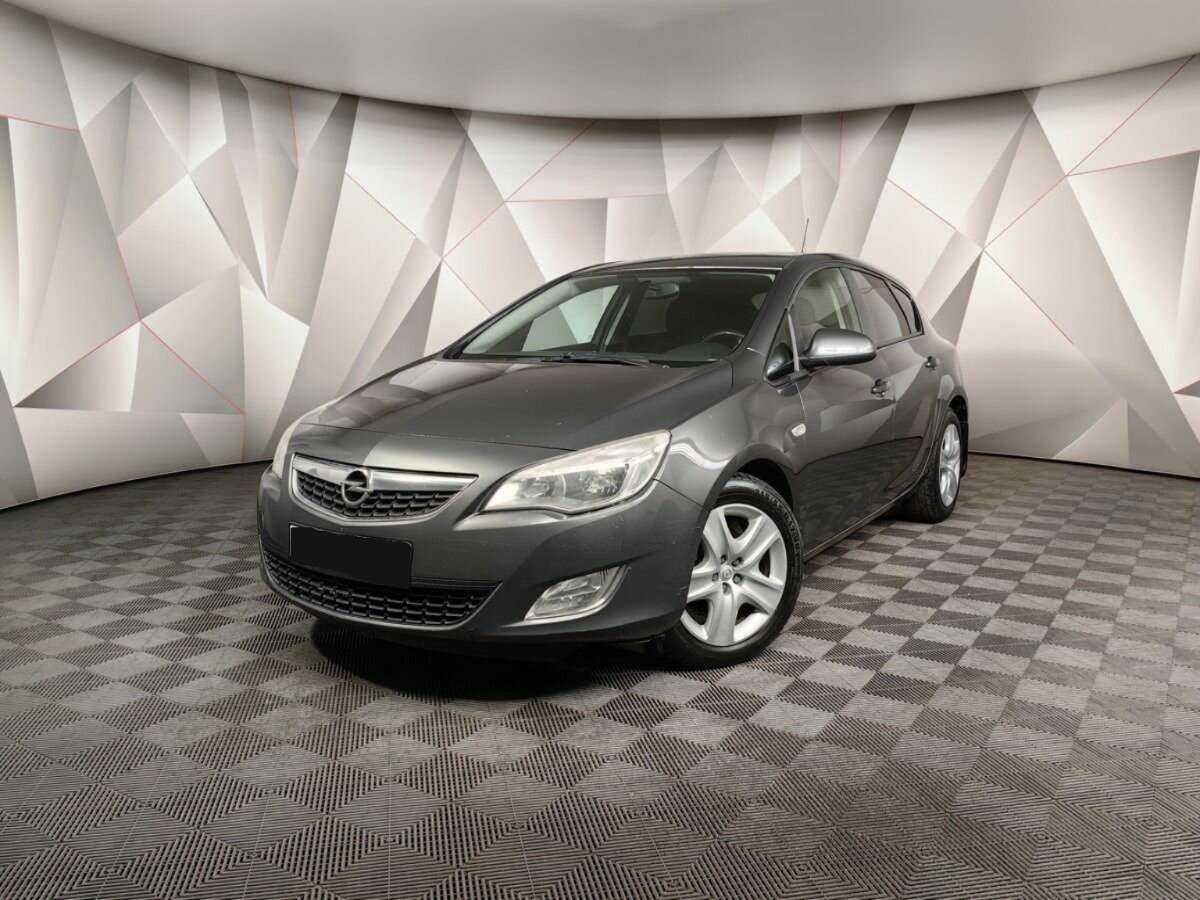 Opel Astra 2011