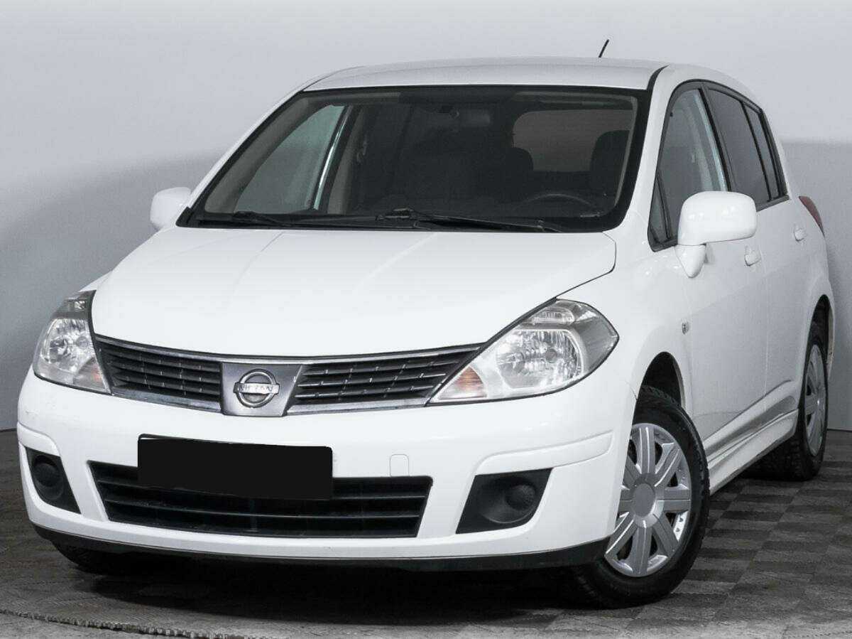 Nissan Tiida 2013