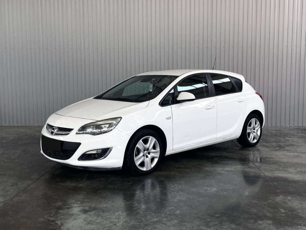 Opel Astra 2012