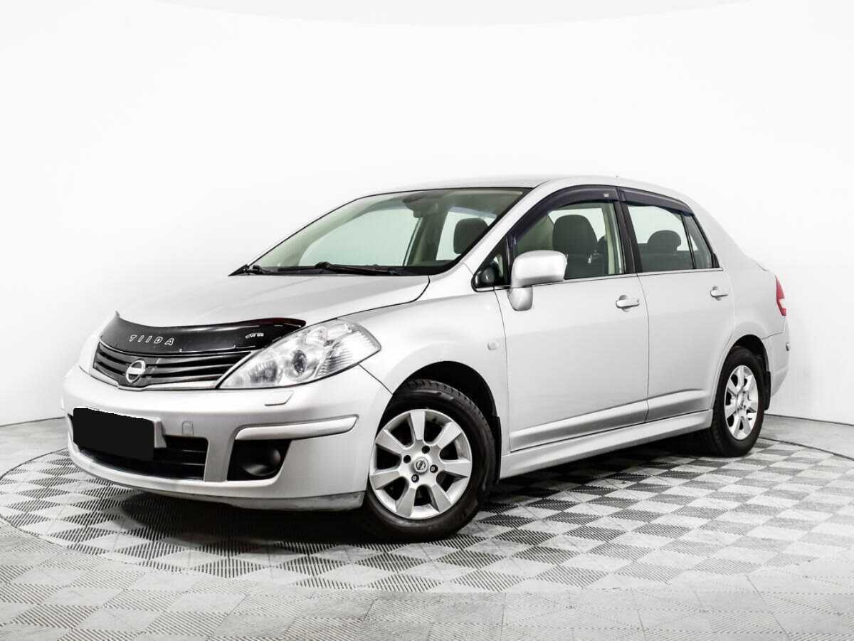 Nissan Tiida 2011