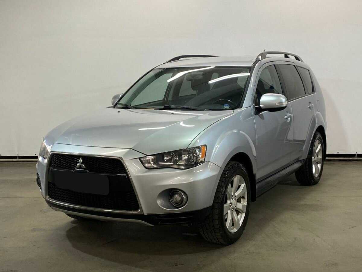 Mitsubishi Outlander 2011