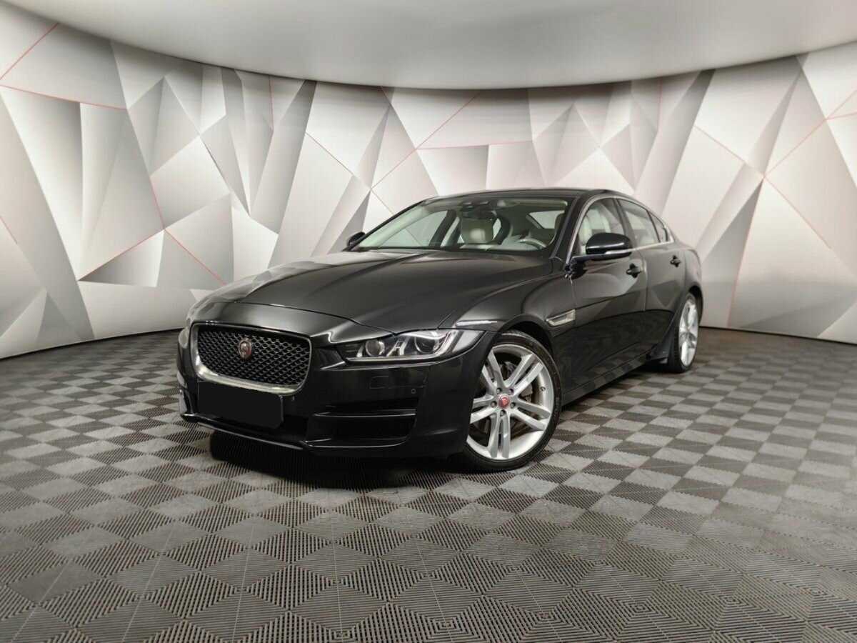 Jaguar XE