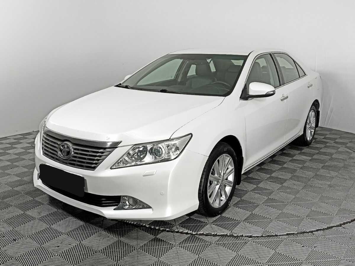 Toyota Camry 2014