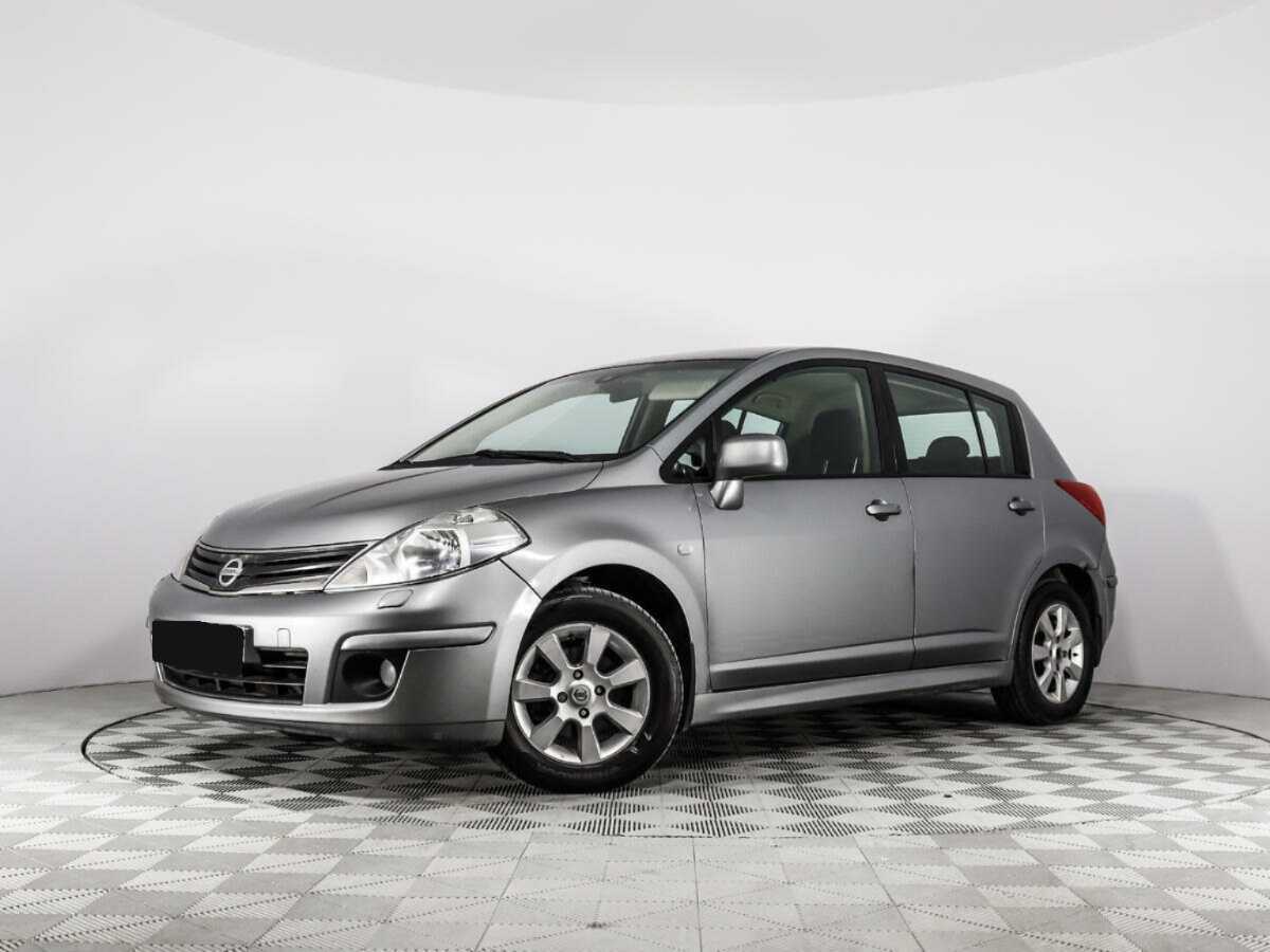 Nissan Tiida 2010