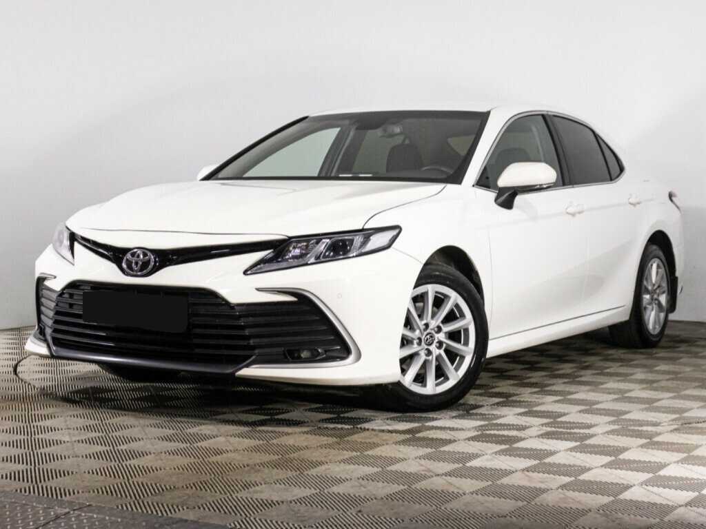 Toyota Camry 2021