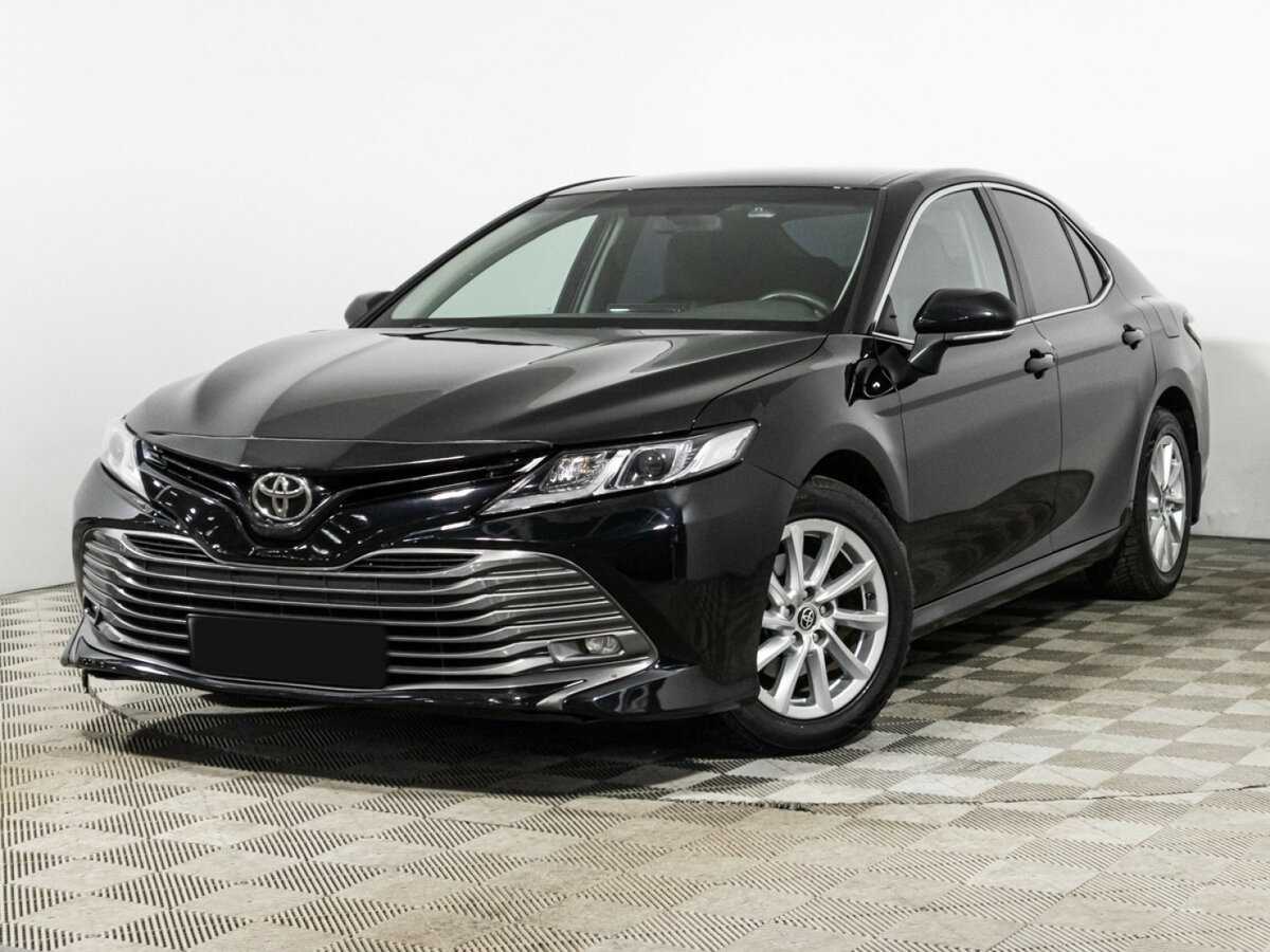 Toyota Camry 2021