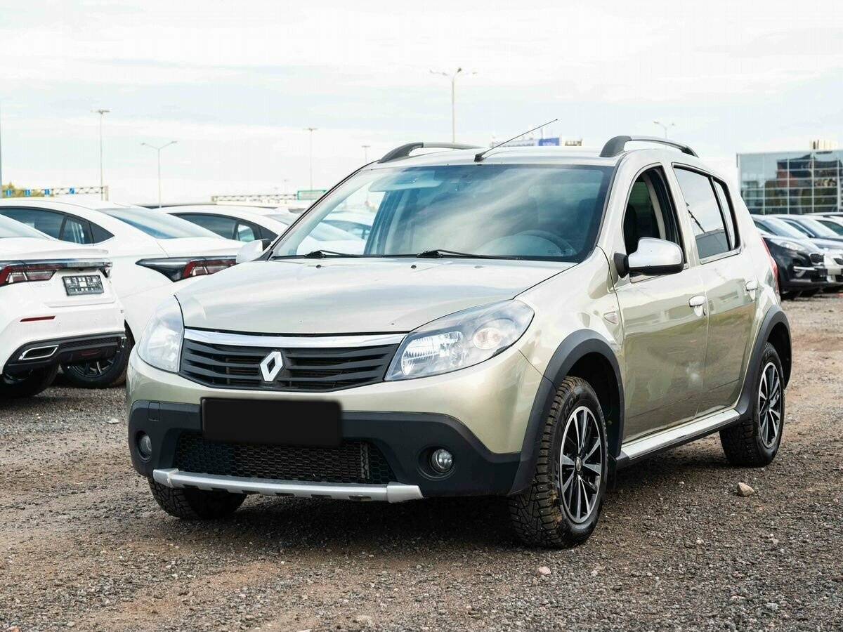 Renault Sandero 2011
