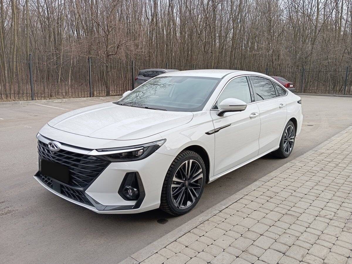 Chery Arrizo 8