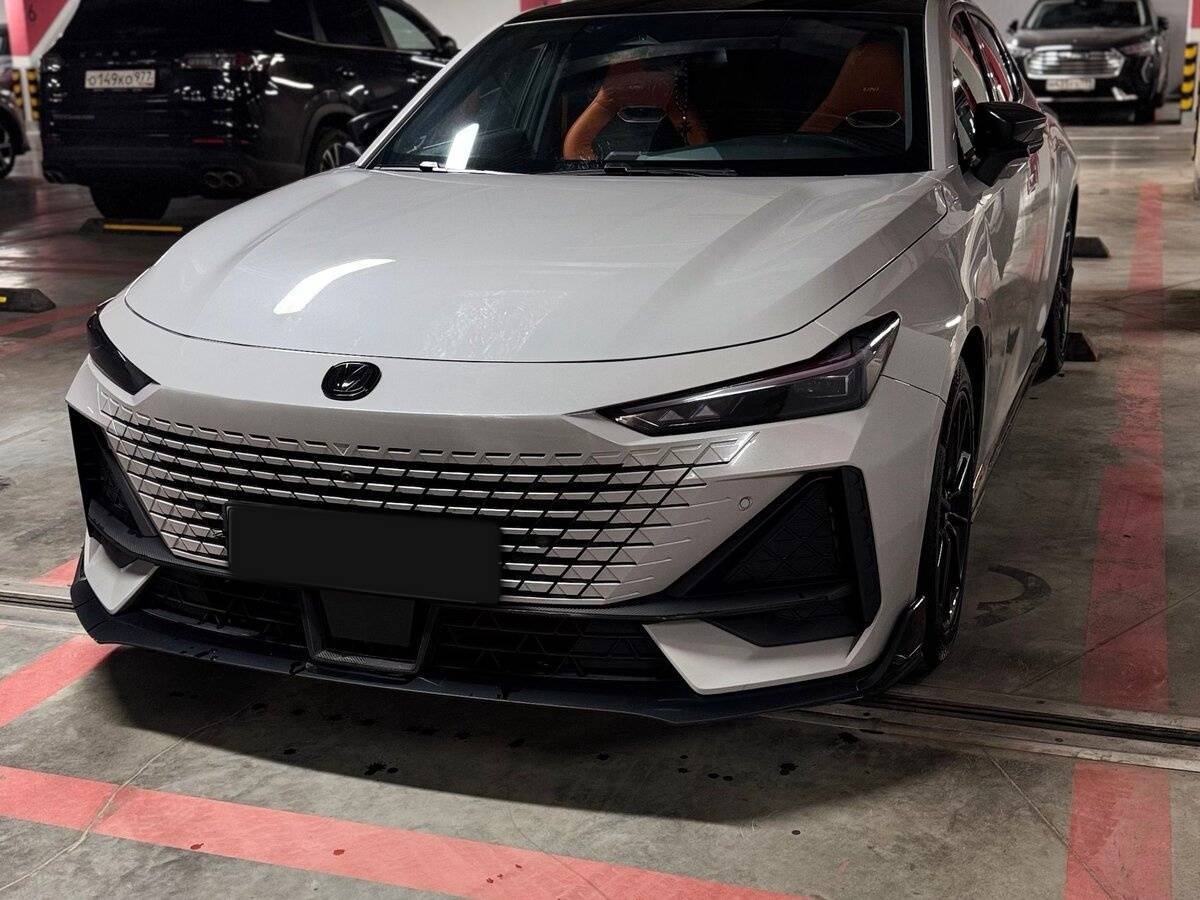 Changan UNI-V