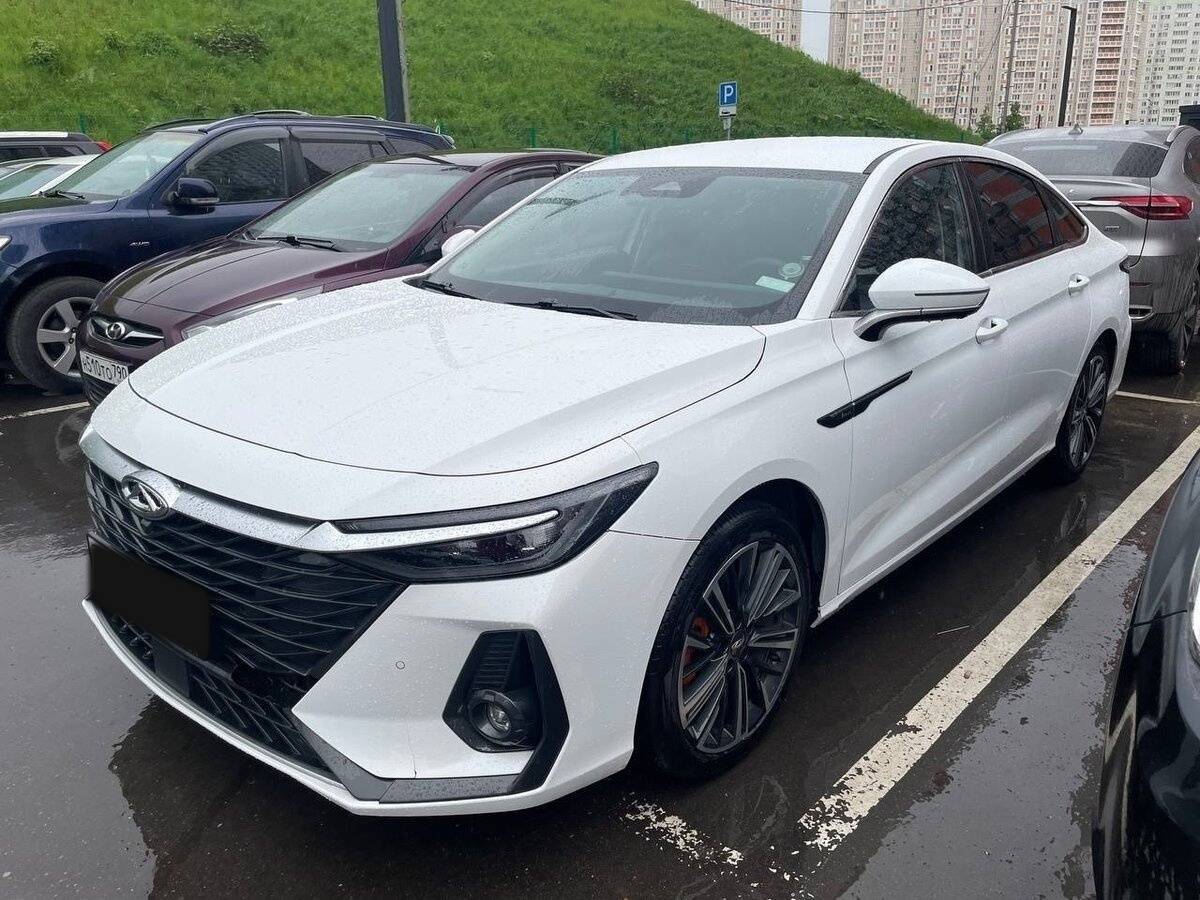 Chery Arrizo 8