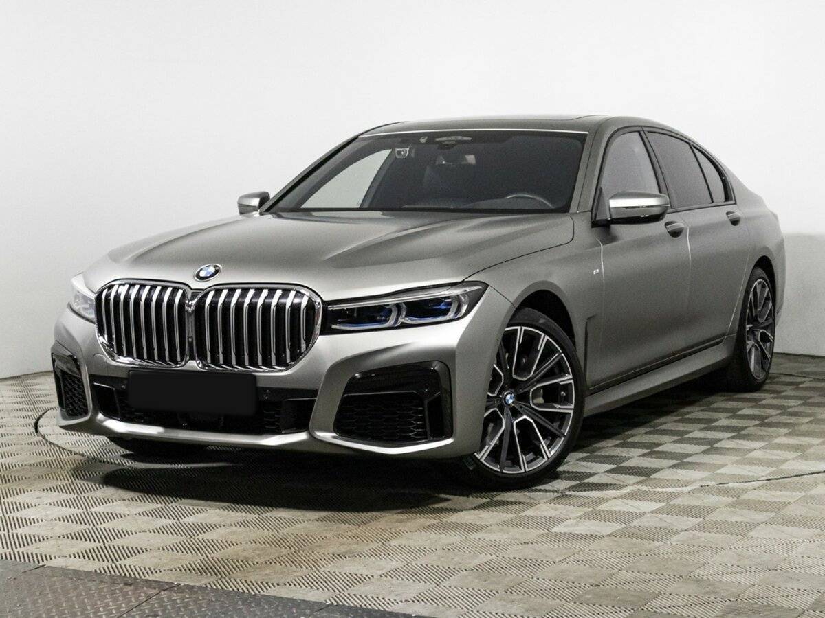 BMW 7 серии 2020