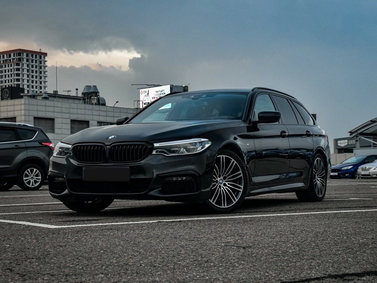 BMW 5 серии 2019