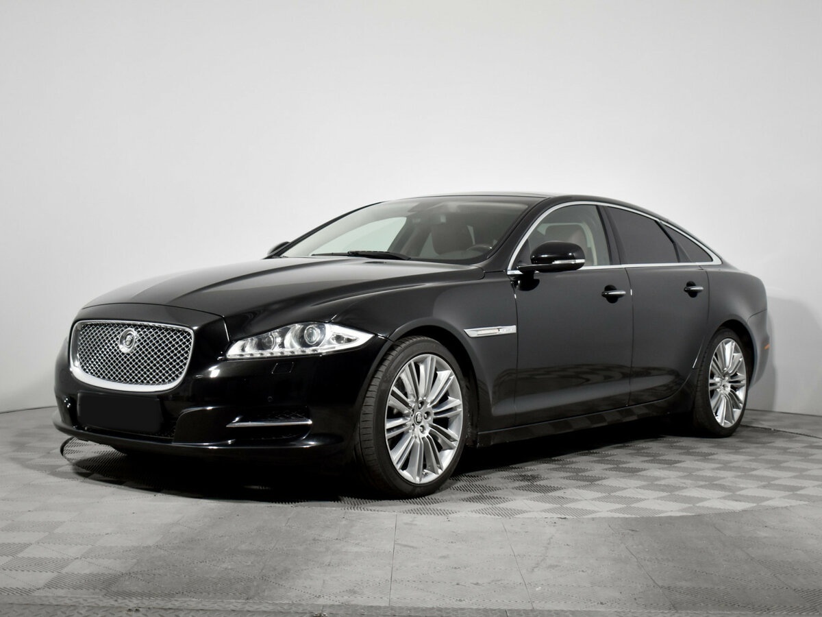 Jaguar XJ