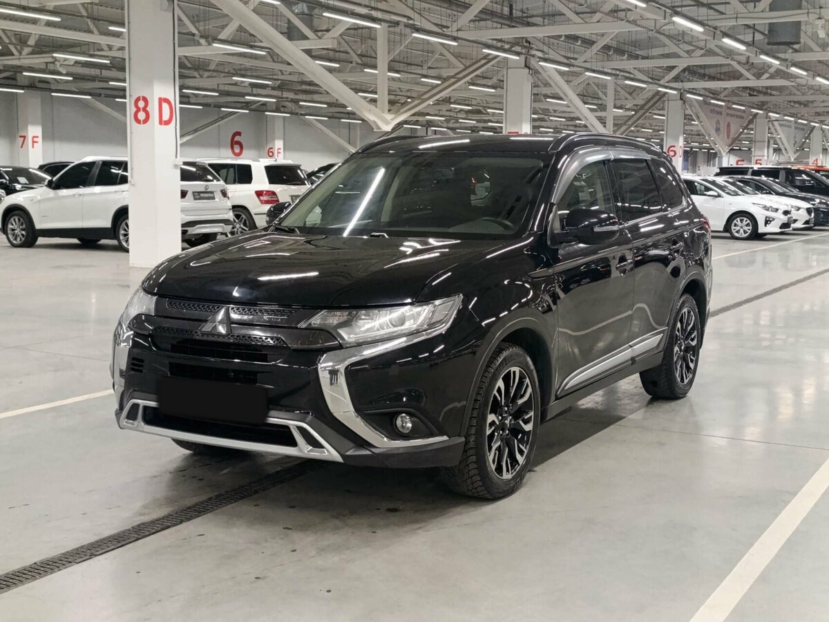 Mitsubishi Outlander 2021